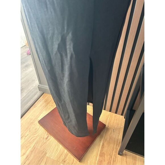SHEIN sexy black dress size medium going out with front slip - Picture 3 of 5